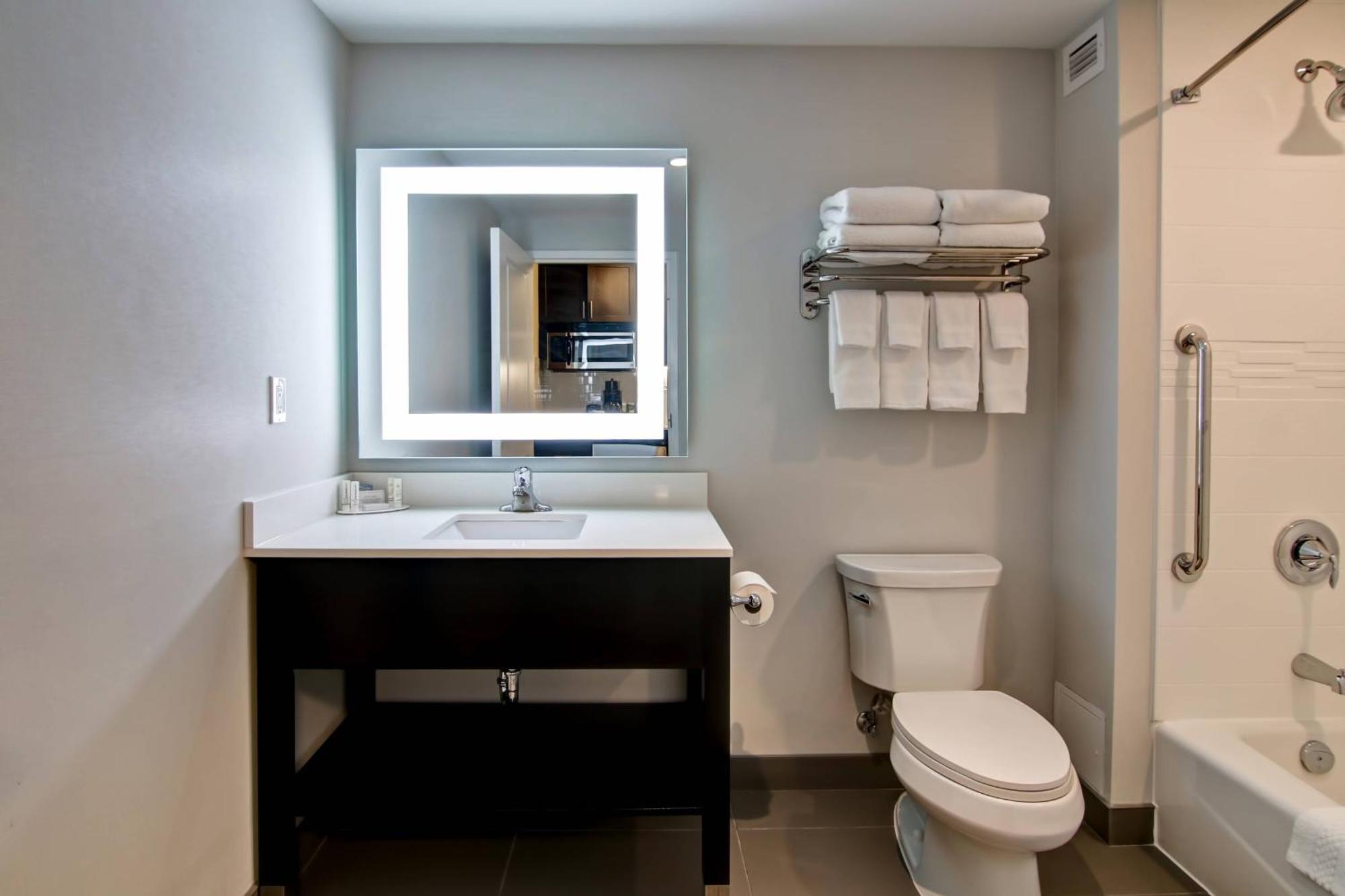 Towneplace Suites By Marriott Kincardine Zewnętrze zdjęcie